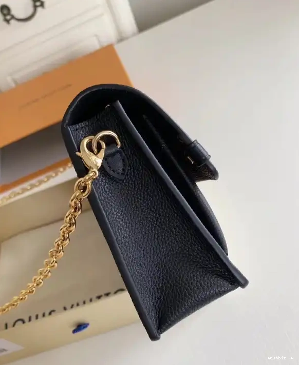 WIS LOUIS CHAIN VAVIN VUITTON WALLET 0507